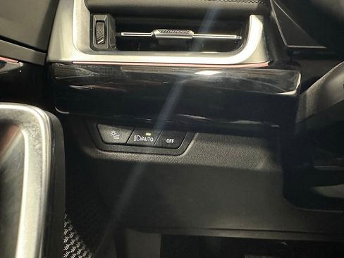 Used 2025 BMW X1 xDrive28i image 17