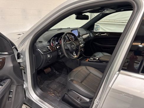 Used 2018 Mercedes-Benz GLS 450 4MATIC image 25
