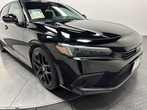 Certified 2022 Honda Civic Sport image 3