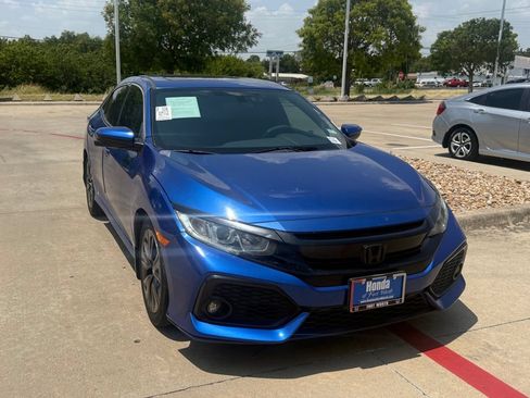 Used 2017 Honda Civic EX image 8