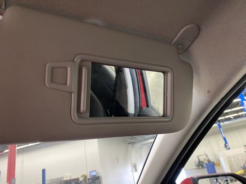 Used 2023 Hyundai Elantra SEL image 32