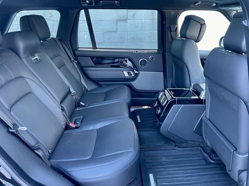 Used 2020 Land Rover Range Rover Long Wheelbase HSE image 31