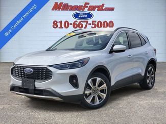 Certified 2025 Ford Escape Platinum AWD/4WD video 1