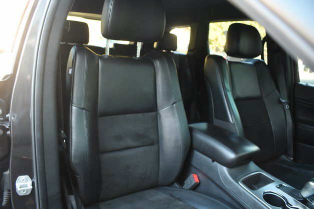 Used 2019 Jeep Grand Cherokee Altitude AWD/4WD image 26