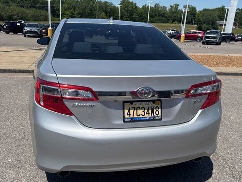 Used 2012 Toyota Camry XLE FWD image 9