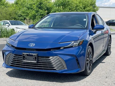 Certified 2025 Toyota Camry XLE AWD/4WD image 2