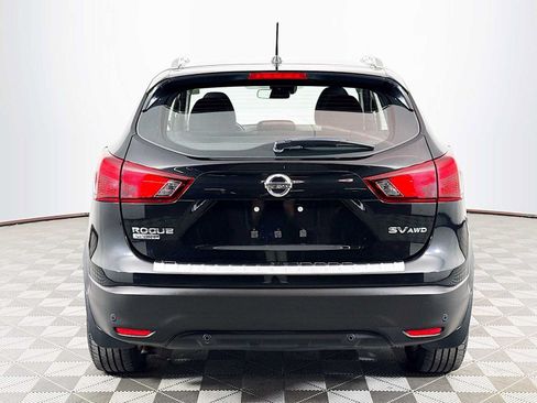 Used 2019 Nissan Rogue Sport SV w/ All-Weather Package AWD/4WD image 6
