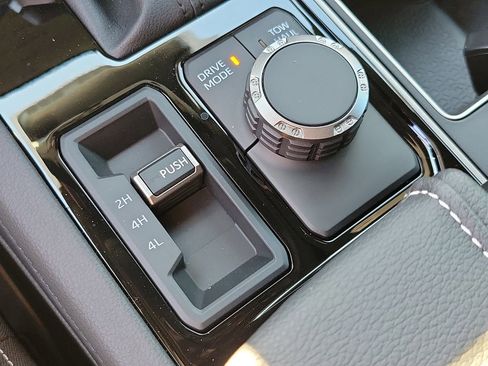 New 2026 Toyota Tundra Limited AWD/4WD image 26
