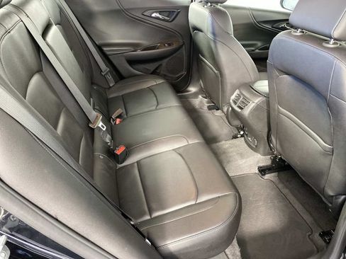 Used 2024 Chevrolet Malibu LT FWD image 12