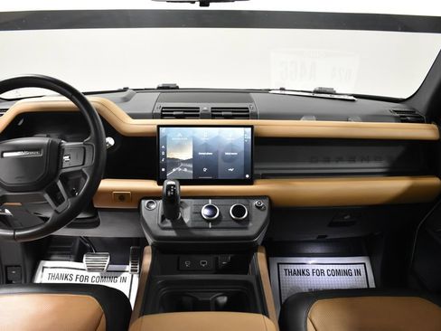 Used 2022 Land Rover Defender 90 X AWD/4WD image 24