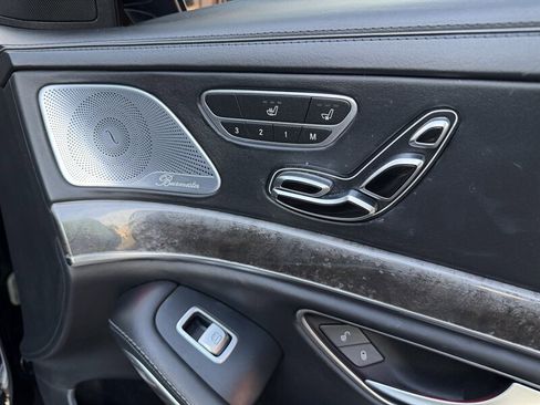 Used 2015 Mercedes-Benz S 550 Sedan image 45