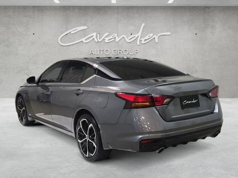 Used 2024 Nissan Altima 2.5 SR w/ SR Premium Package AWD/4WD image 14