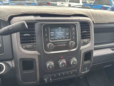 Used 2018 RAM 2500 Tradesman w/ Chrome Appearance Group AWD/4WD image 14