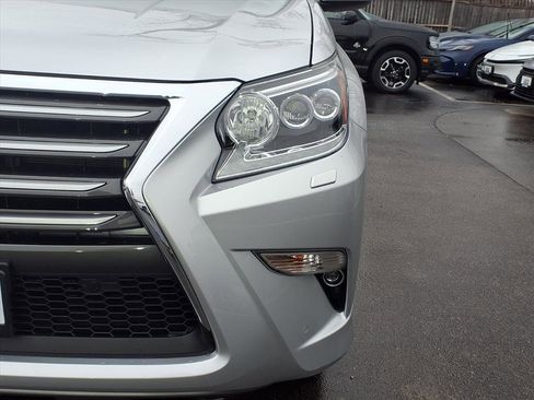 Used 2019 Lexus GX 460 Premium image 34