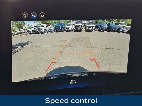 Used 2025 Chevrolet Equinox LT AWD/4WD image 13