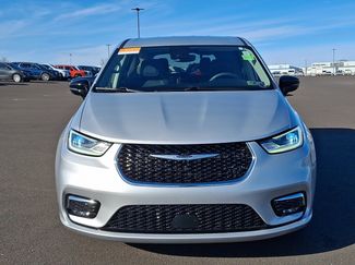 Certified 2024 Chrysler Pacifica Touring-L video 2