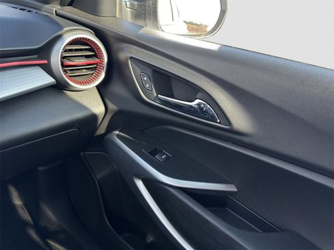 Used 2024 Chevrolet Trax RS w/ Driver Confidence Package image 17