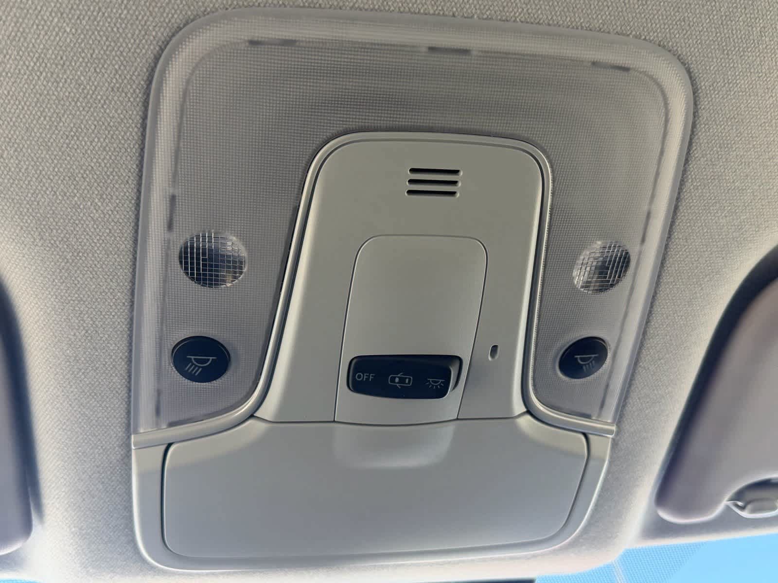 Used 2018 Toyota Prius Three FWD image 28
