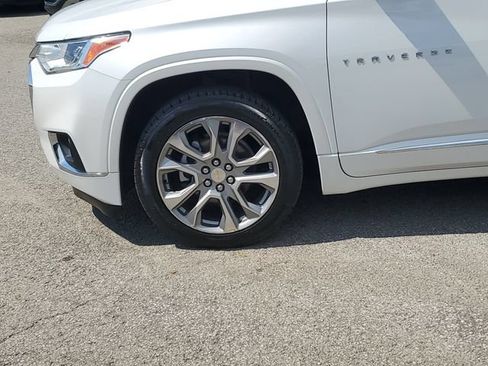 Used 2019 Chevrolet Traverse Premier AWD/4WD image 8