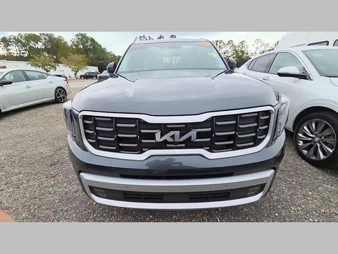 Used 2024 Kia Telluride SX w/ Towing Package image 30