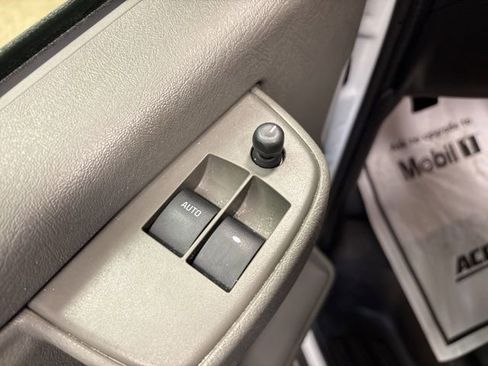 Used 2024 Chevrolet Express 2500 w/ Driver Convenience Package RWD image 26