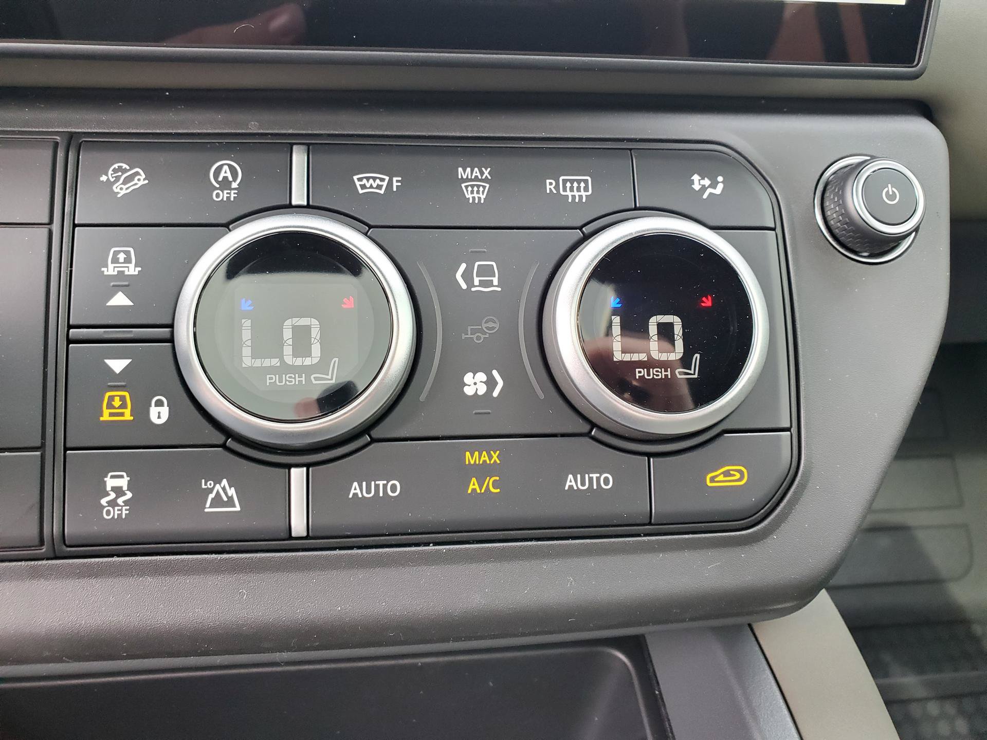 New 2026 Land Rover Defender 110 S AWD/4WD image 22