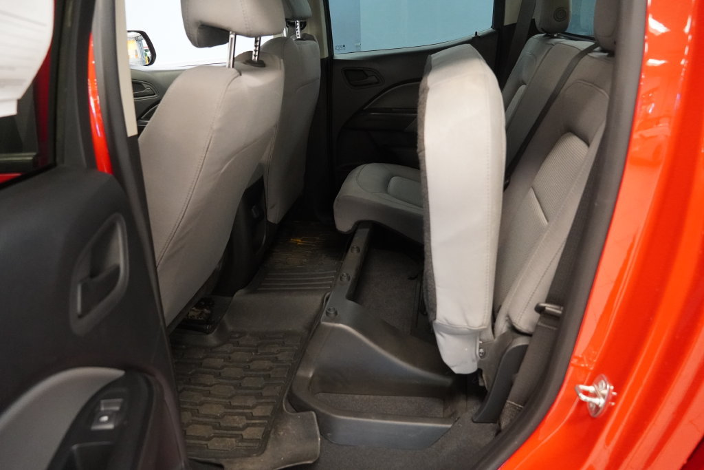 Used 2019 Chevrolet Colorado W/T w/ Custom Special Edition AWD/4WD image 17