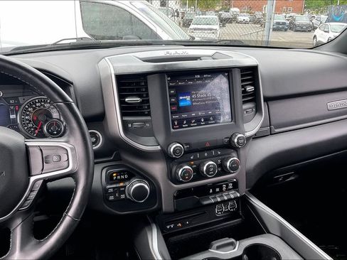 Used 2019 RAM 1500 Big Horn AWD/4WD image 5