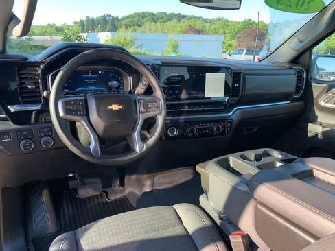 Certified 2023 Chevrolet Silverado 1500 LT AWD/4WD image 13