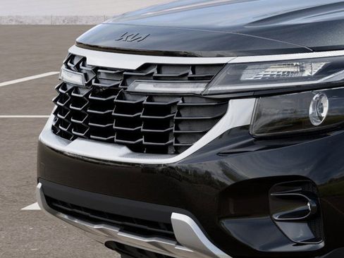 New 2025 Kia Seltos S image 12