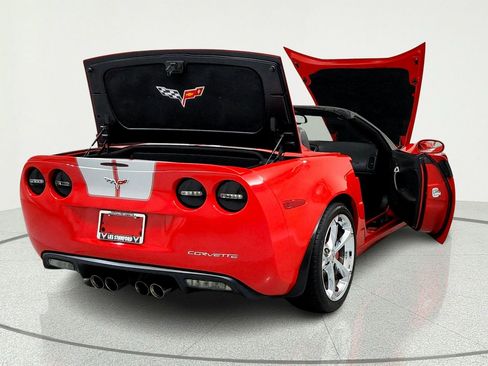 Used 2012 Chevrolet Corvette Grand Sport w/ 3LT Preferred Equipment Group RWD image 12