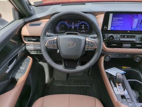 New 2026 Toyota Grand Highlander AWD Hybrid image 16