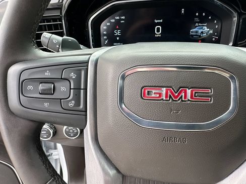 Used 2023 GMC Sierra 1500 SLT w/ SLT Premium Plus Package AWD/4WD image 26