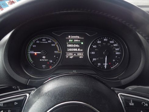 Used 2016 Audi A3 e-tron Prestige w/ Prestige Package image 8