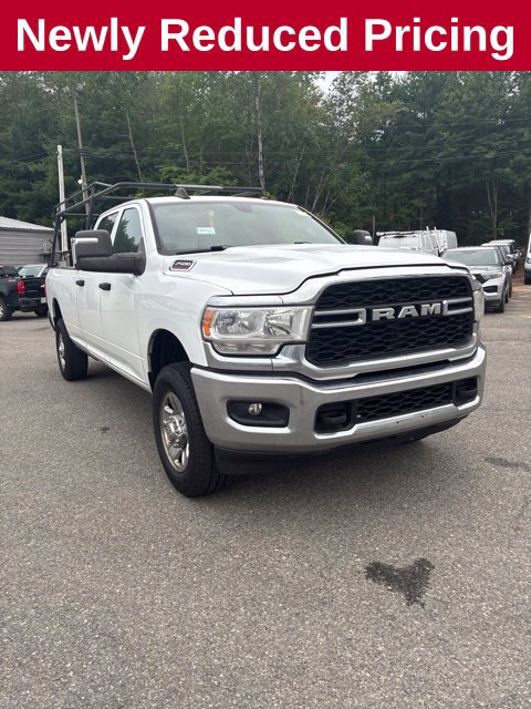 Used 2024 RAM 2500 Tradesman w/ Chrome Appearance Group AWD/4WD image 1