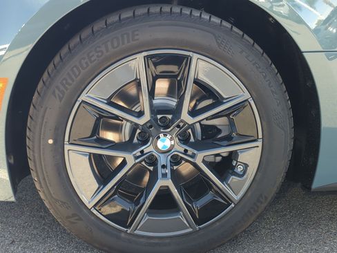 Used 2025 BMW i4 eDrive40 w/ Driving Assistance Package image 13