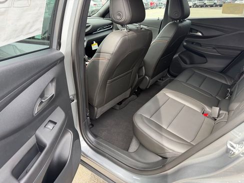 New 2026 Buick Envista Preferred FWD image 10