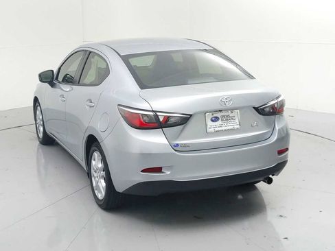 Used 2018 Toyota Yaris iA image 8