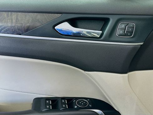 Used 2019 Lincoln MKC Reserve w/ MKC Climate Package AWD/4WD image 18