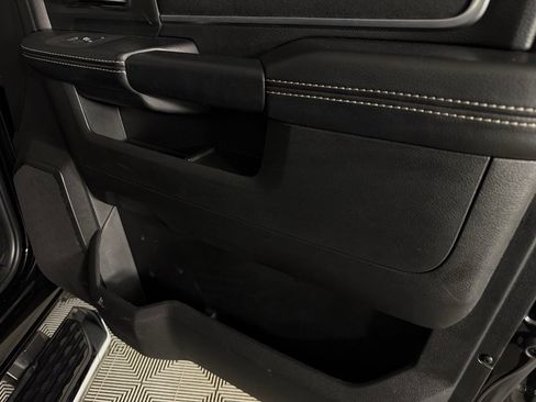 Certified 2025 RAM 2500 Big Horn AWD/4WD image 31