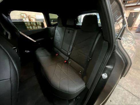 Used 2026 BMW iX xDrive45 image 27