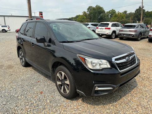 Used 2018 Subaru Forester 2.5i Premium AWD/4WD image 6