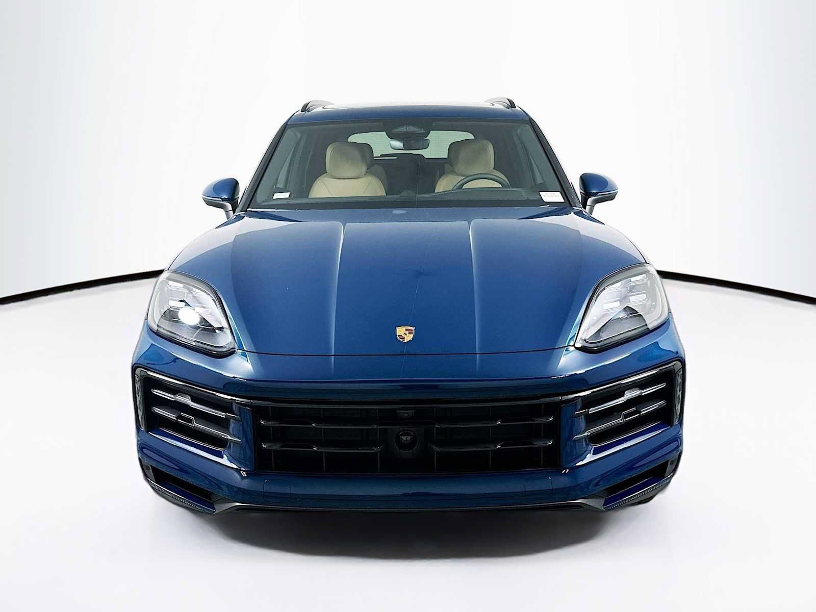 Used 2026 Porsche Cayenne AWD/4WD image 6