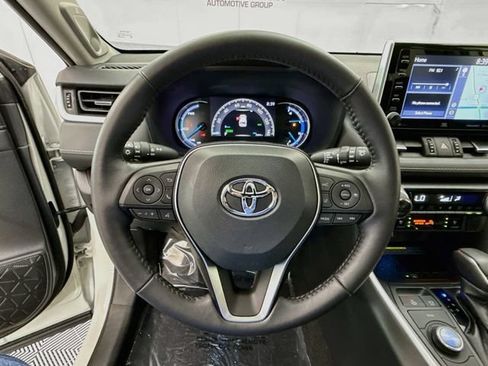 Used 2021 Toyota RAV4 Limited AWD/4WD image 11