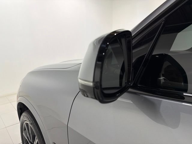 Certified 2024 BMW X5 xDrive40i w/ M Sport Package AWD/4WD image 9