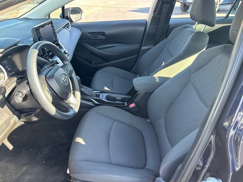 Used 2022 Toyota Corolla LE image 25