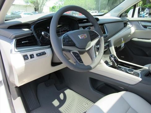 New 2026 Cadillac XT5 Premium Luxury w/ Driver Assist Package FWD image 16