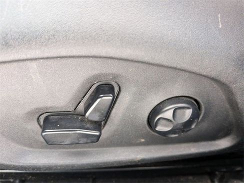 Certified 2021 Jeep Compass Limited w/ Sun and Sound Group image 13