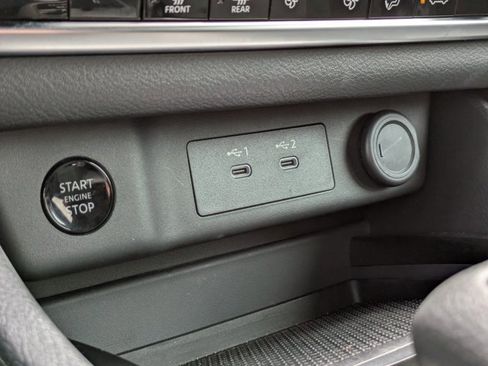 Certified 2024 Nissan Rogue SV image 23