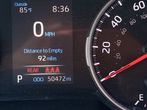 Used 2021 Toyota RAV4 LE AWD/4WD image 20